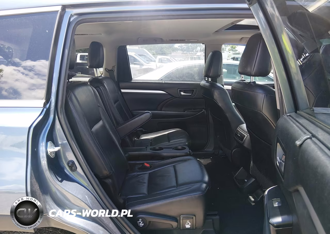 2018 Toyota Highlander Xle VIN:5TDKZRFH4JS272081 - 8