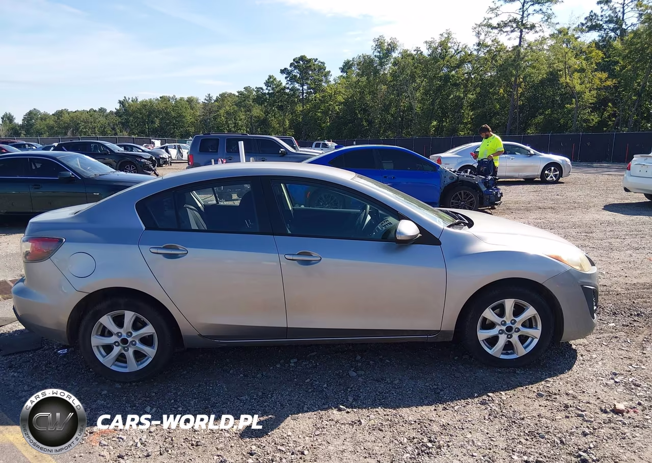 2011 Mazda Mazda3 I Touring VIN:JM1BL1VF9B1396199 - 13