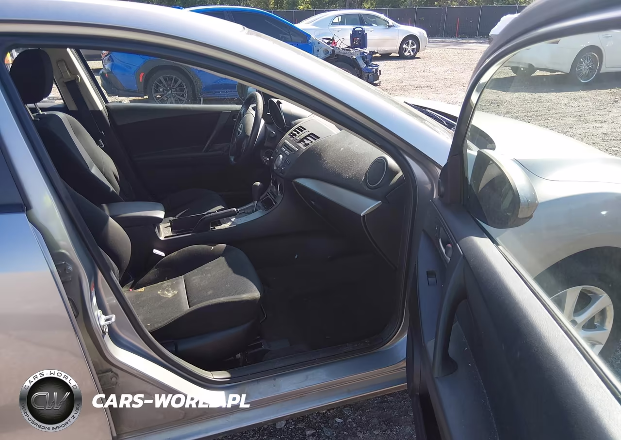 2011 Mazda Mazda3 I Touring VIN:JM1BL1VF9B1396199 - 5