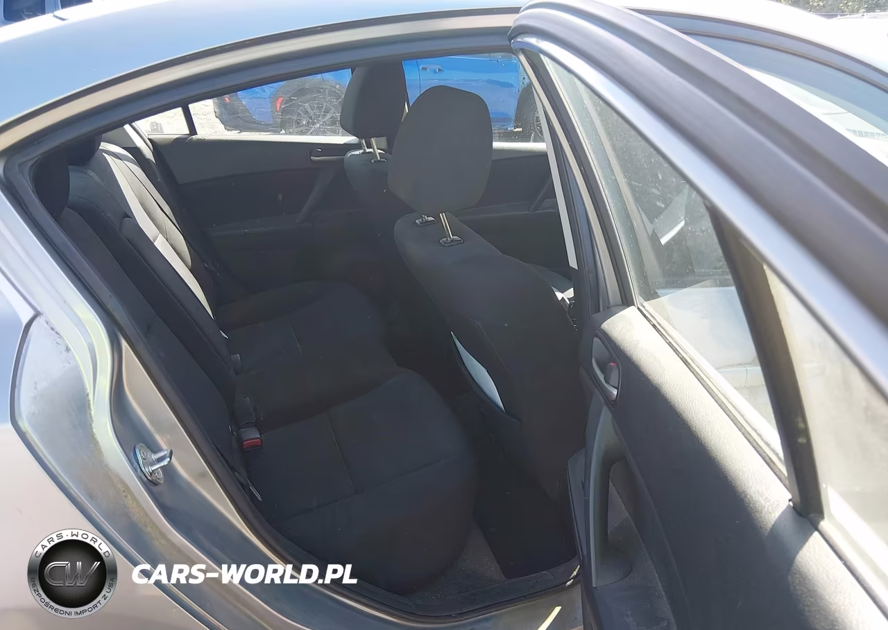2011 Mazda Mazda3 I Touring VIN:JM1BL1VF9B1396199 - 8
