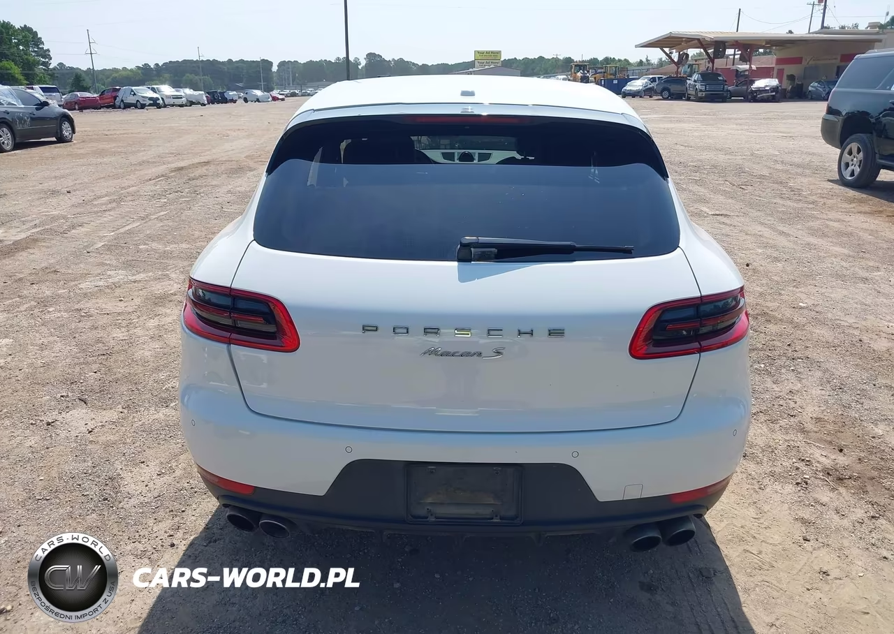 2015 Porsche Macan S VIN:WP1AB2A53FLB51649 - 17