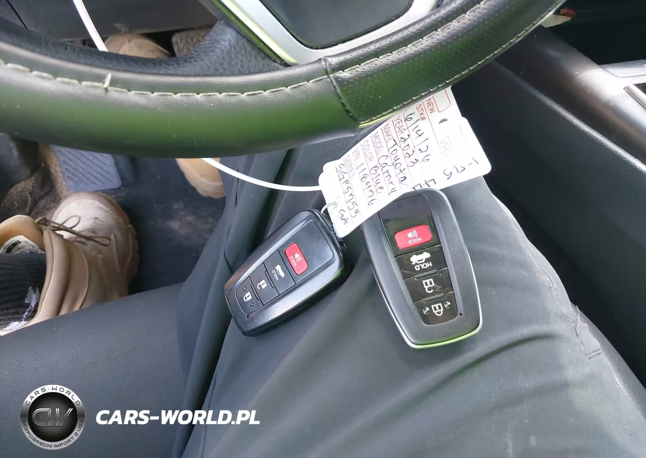 2023 Toyota Camry Le VIN:4T1R11AK0PU118476 - 11