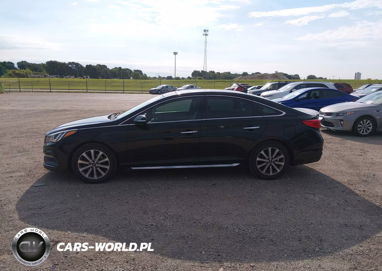 2016 Hyundai Sonata Limited VIN:5NPE34AF6GH272332 - 14