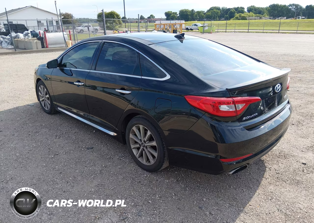 2016 Hyundai Sonata Limited VIN:5NPE34AF6GH272332 - 3
