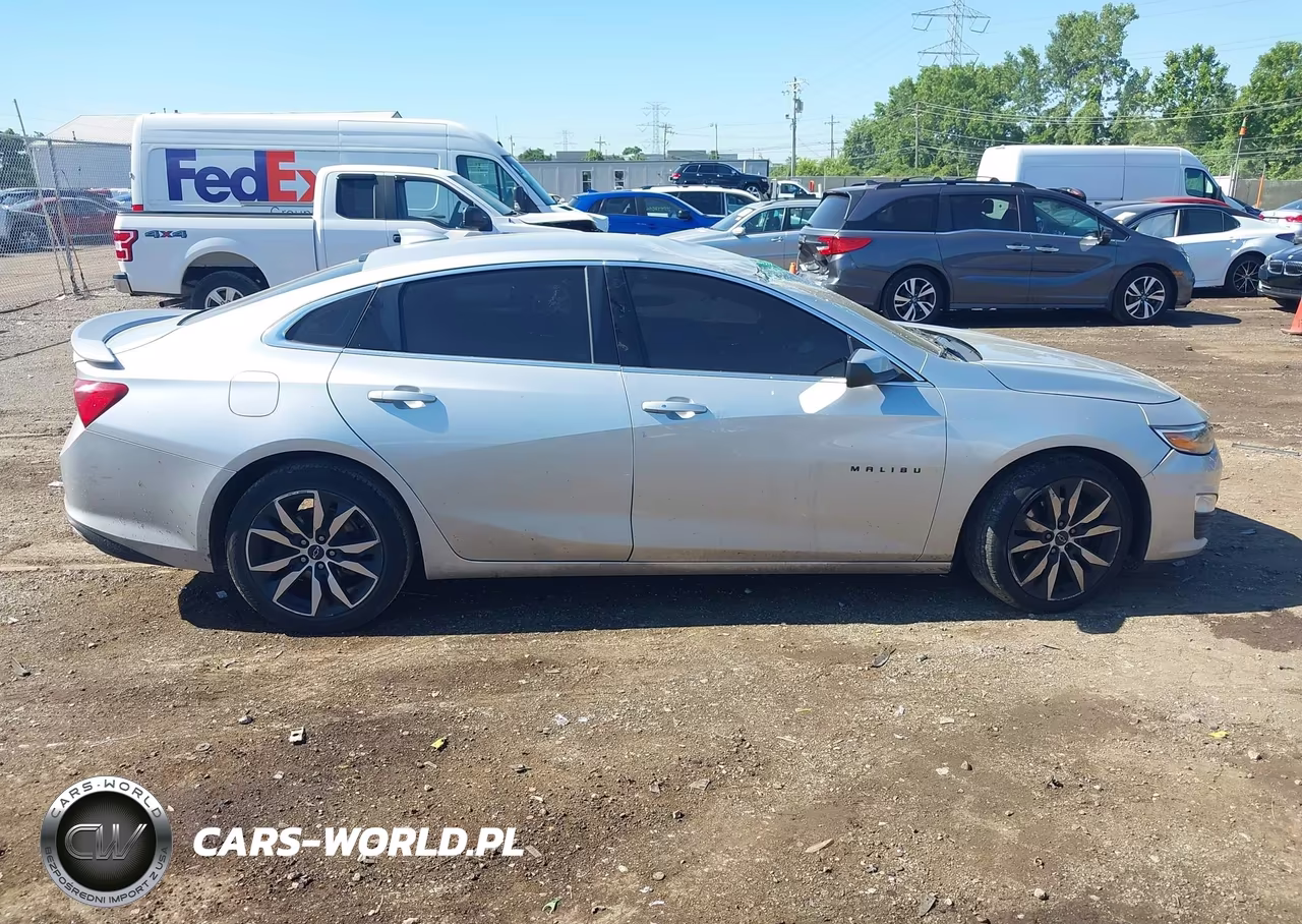 2021 Chevrolet Malibu Fwd Rs VIN:1G1ZG5ST6MF060240 - 13