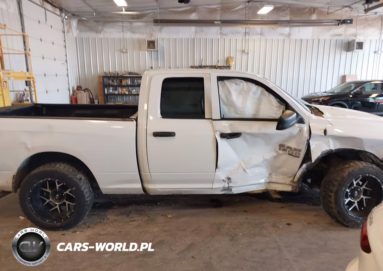 2019 Ram 1500 Classic St VIN:1C6RR7FG7KS660898 - 13