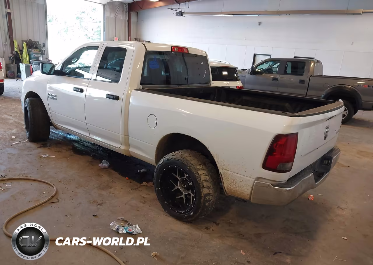 2019 Ram 1500 Classic St VIN:1C6RR7FG7KS660898 - 3