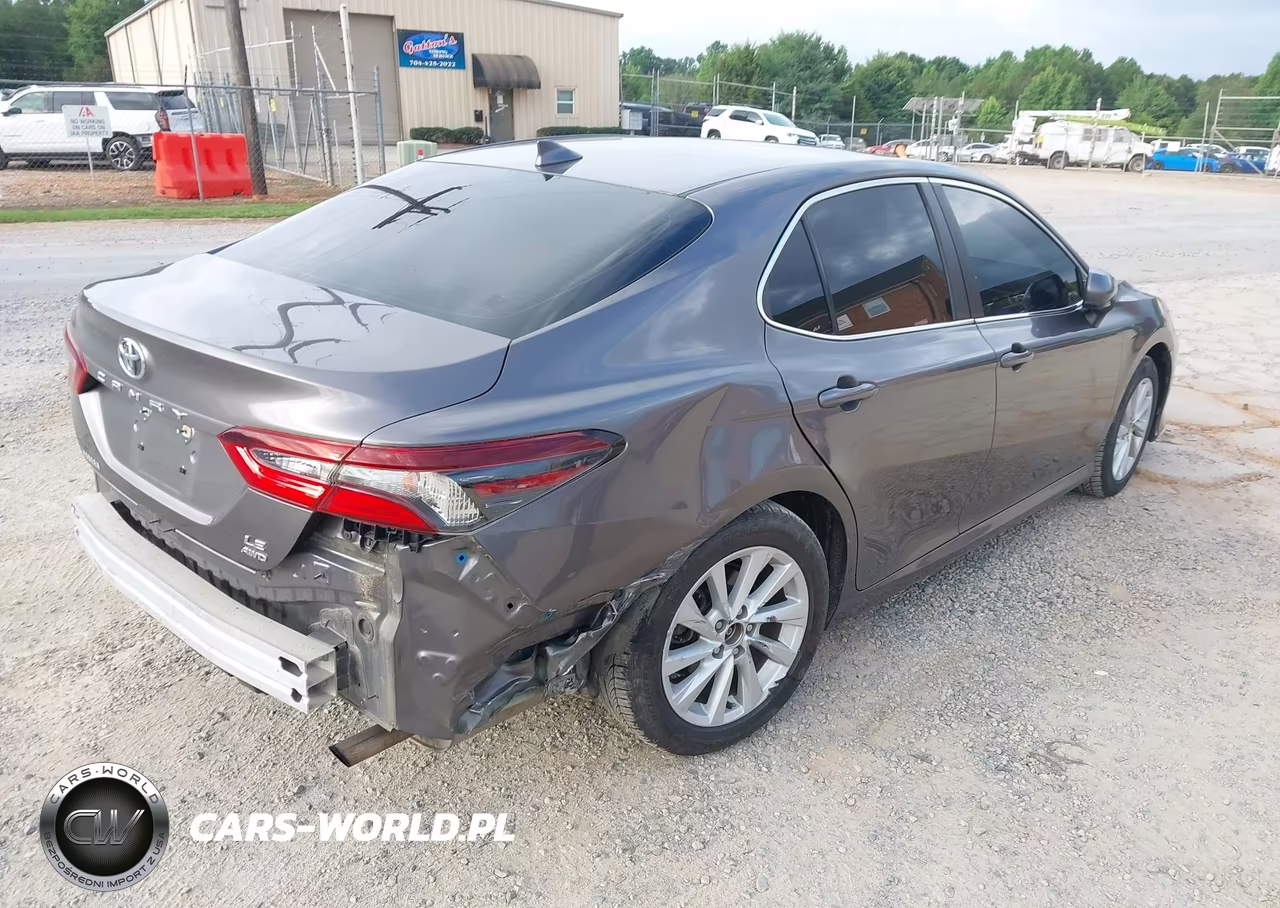 2021 Toyota Camry Le VIN:4T1C11BKXMU021155 - 4