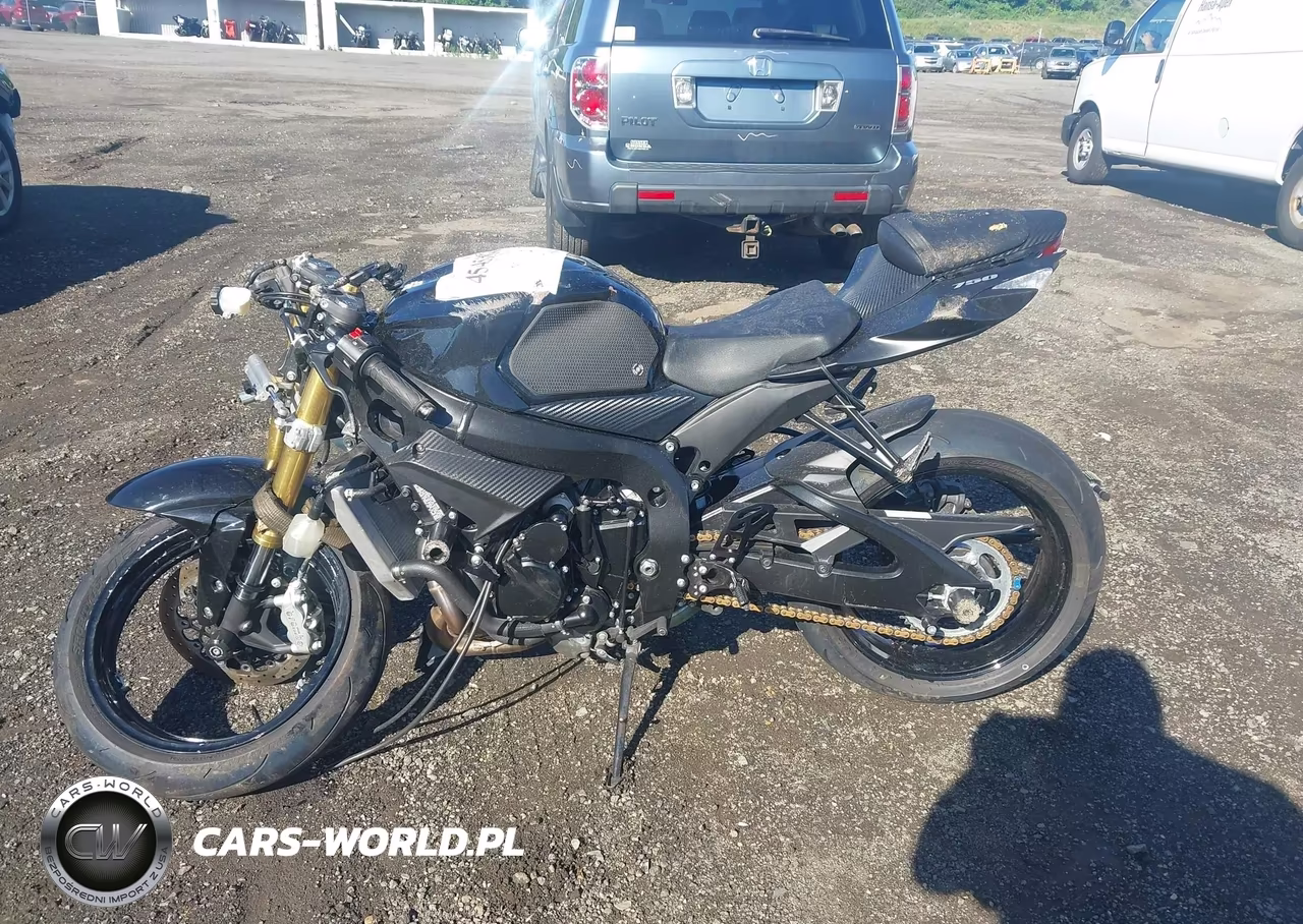 2024 Suzuki Gsx-R750 VIN:JS1GR7MA4R7100200 - 13