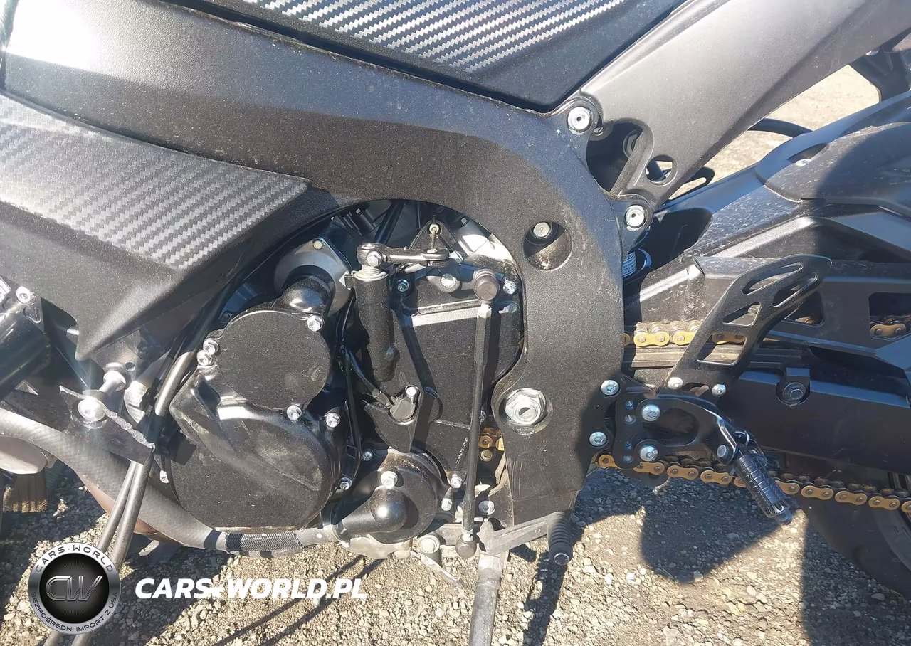 2024 Suzuki Gsx-R750 VIN:JS1GR7MA4R7100200 - 9