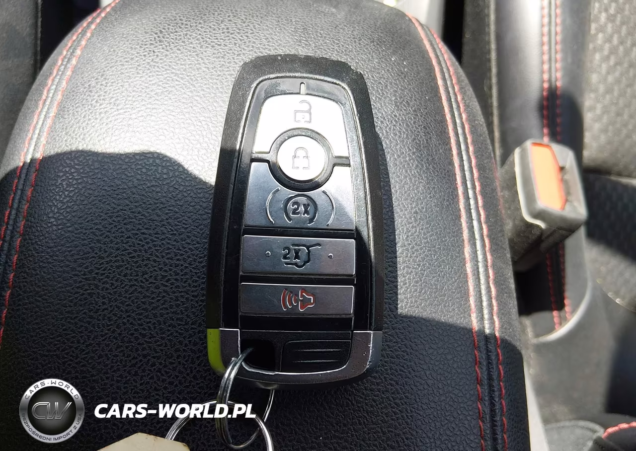 2023 Ford Escape St-Line VIN:1FMCU0MN6PUB33867 - 11