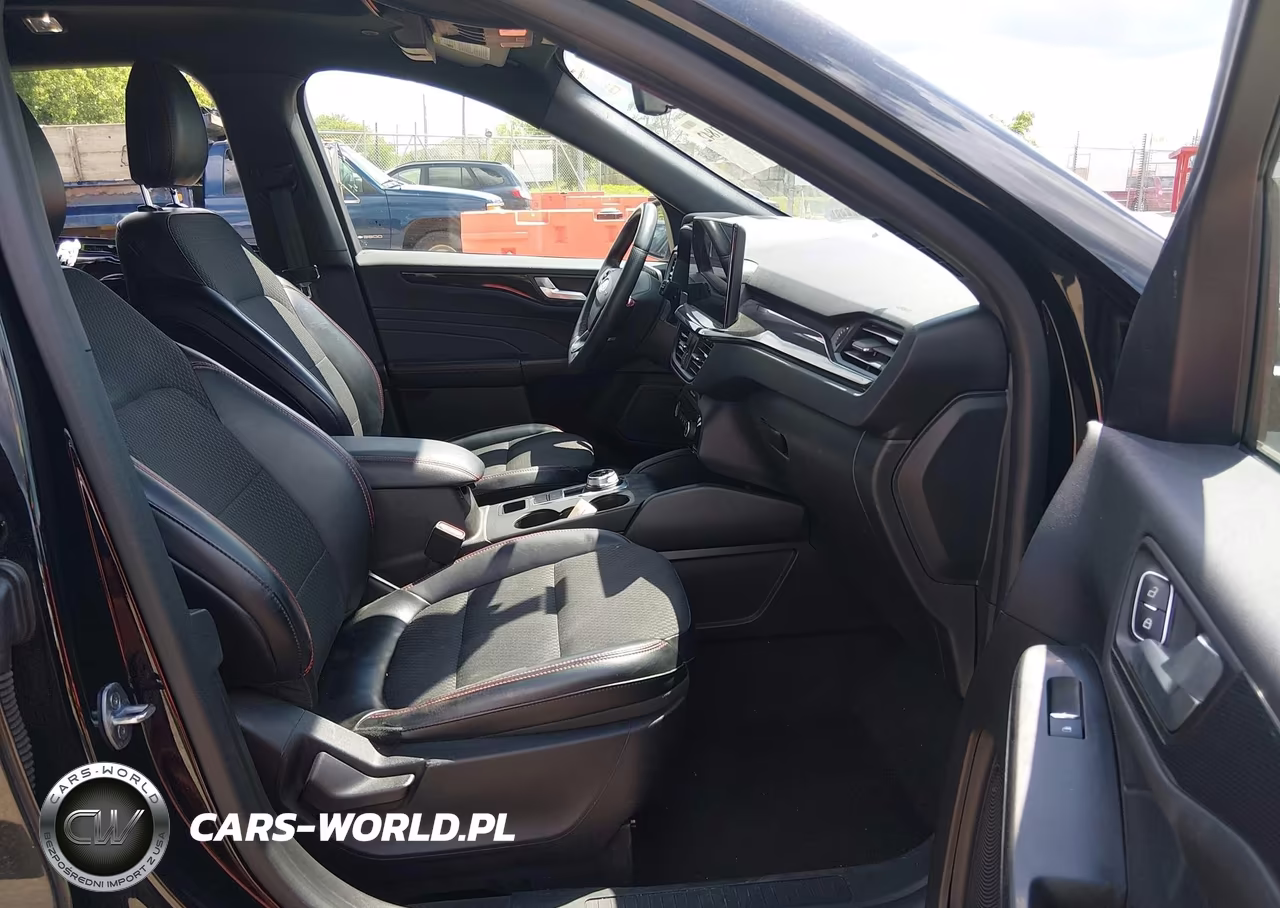 2023 Ford Escape St-Line VIN:1FMCU0MN6PUB33867 - 5