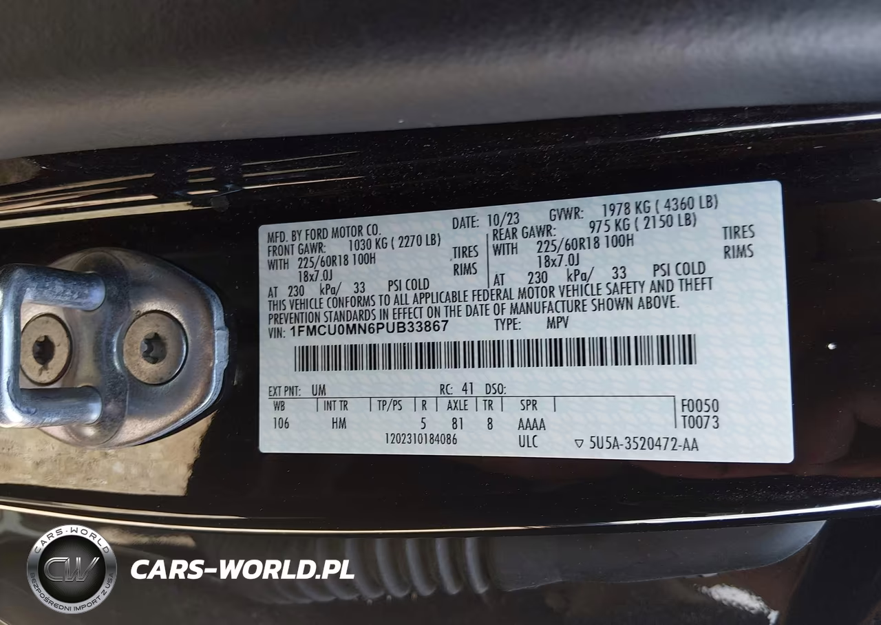 2023 Ford Escape St-Line VIN:1FMCU0MN6PUB33867 - 9