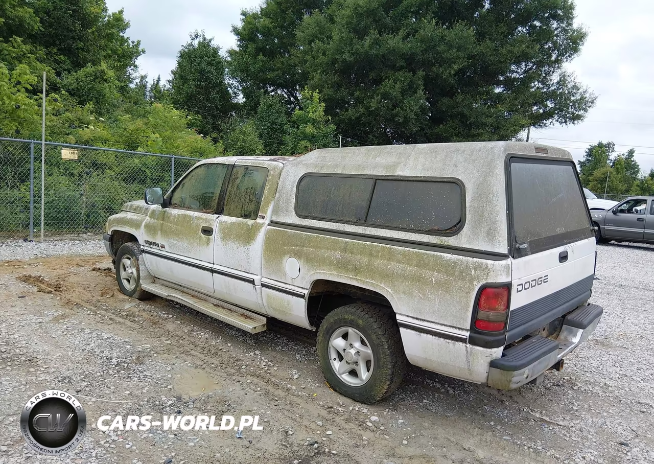 1996 Dodge Ram 1500 VIN:1B7HC13Y5TJ186831 - 3