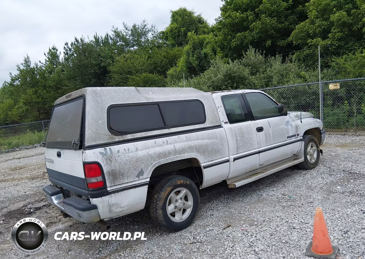 1996 Dodge Ram 1500 VIN:1B7HC13Y5TJ186831 - 4