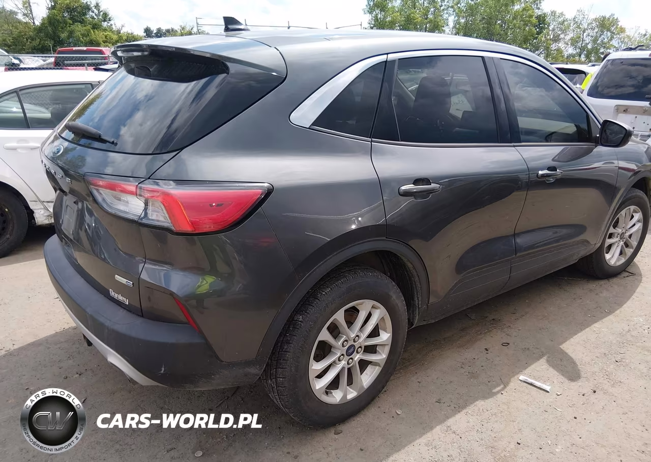 2020 Ford Escape Se VIN:1FMCU9G68LUA27682 - 4