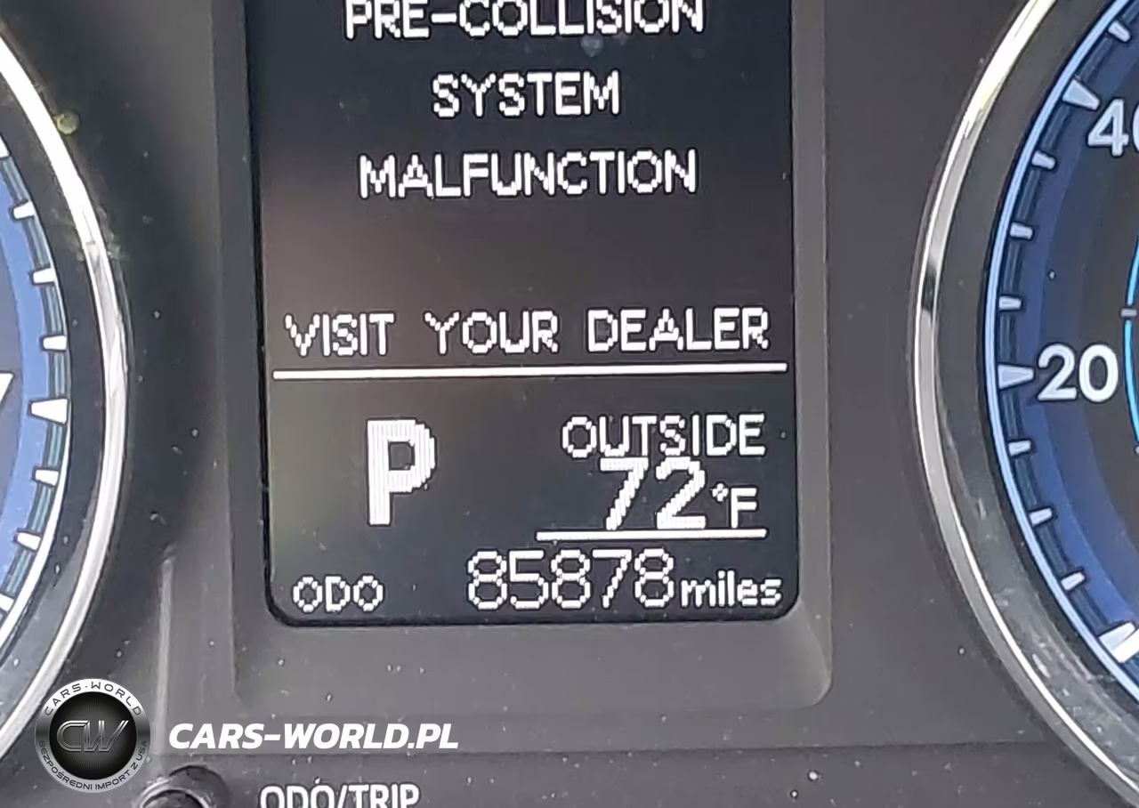 2017 Toyota Corolla Le VIN:2T1BURHEXHC940552 - 15