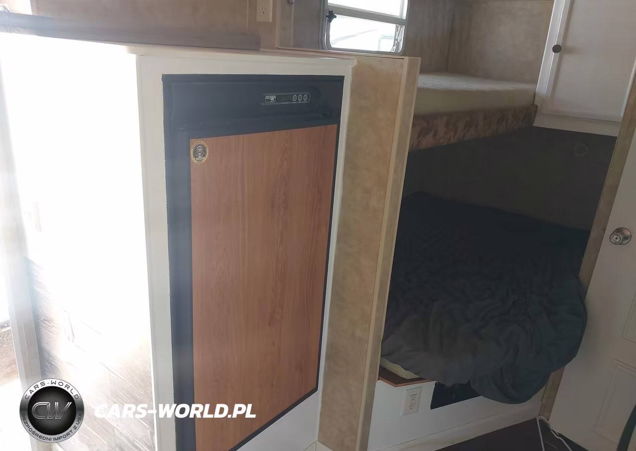 2007 Jayco Camper VIN:1UJBJ02H671J70165 - 8