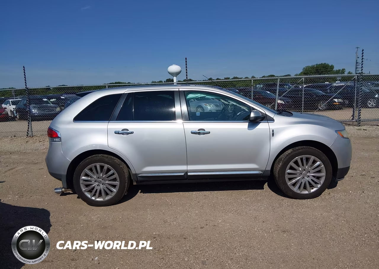 2011 Lincoln Mkx VIN:2LMDJ8JK3BBJ28831 - 13