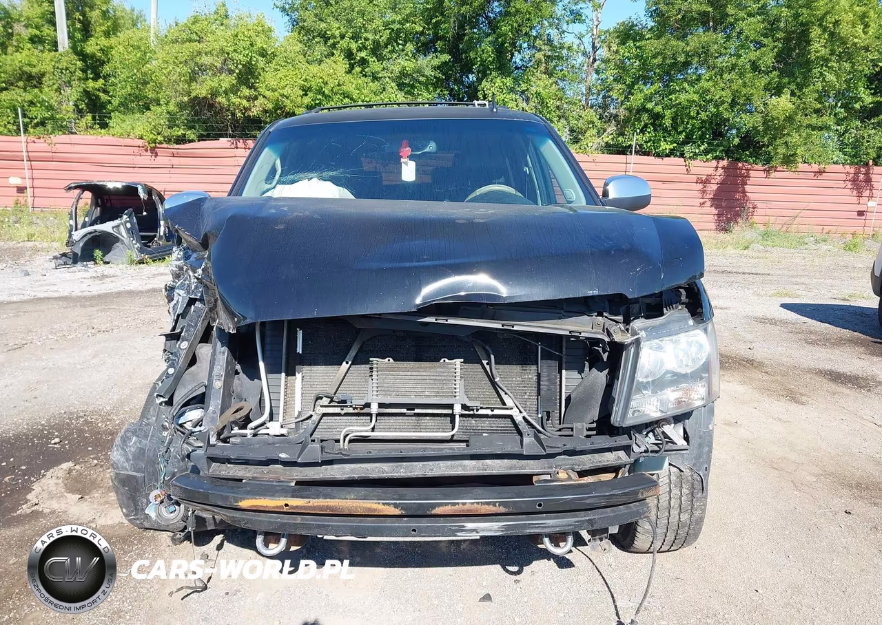 2013 Chevrolet Tahoe Lt VIN:1GNSKBE08DR223886 - 12