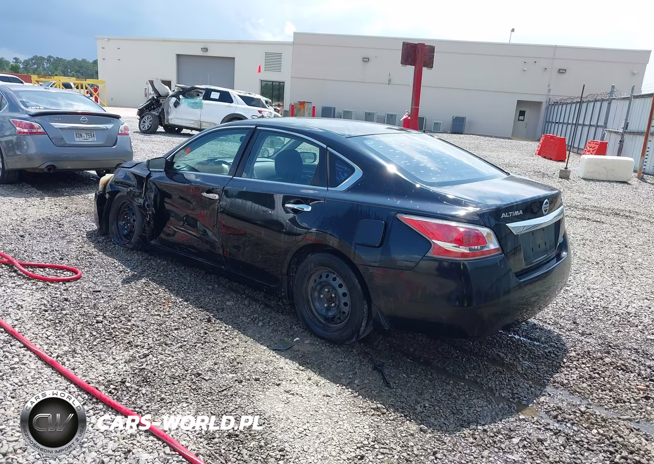 2014 Nissan Altima 2.5 S VIN:1N4AL3AP7EC192781 - 3