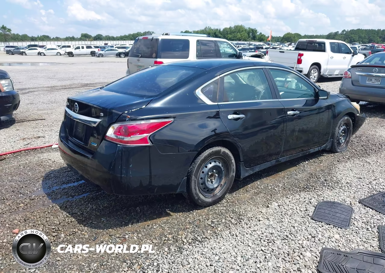 2014 Nissan Altima 2.5 S VIN:1N4AL3AP7EC192781 - 4