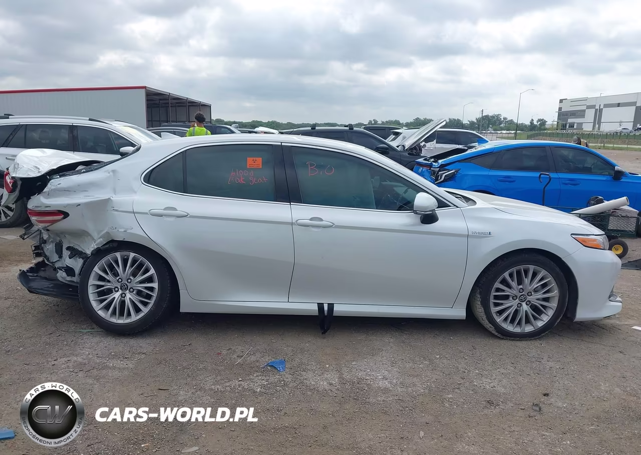 2019 Toyota Camry Hybrid Xle VIN:4T1B21HK5KU521558 - 13