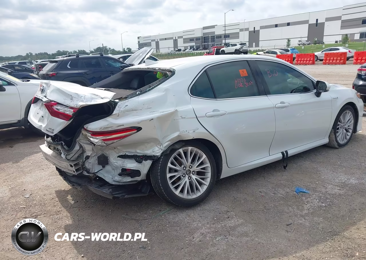 2019 Toyota Camry Hybrid Xle VIN:4T1B21HK5KU521558 - 4