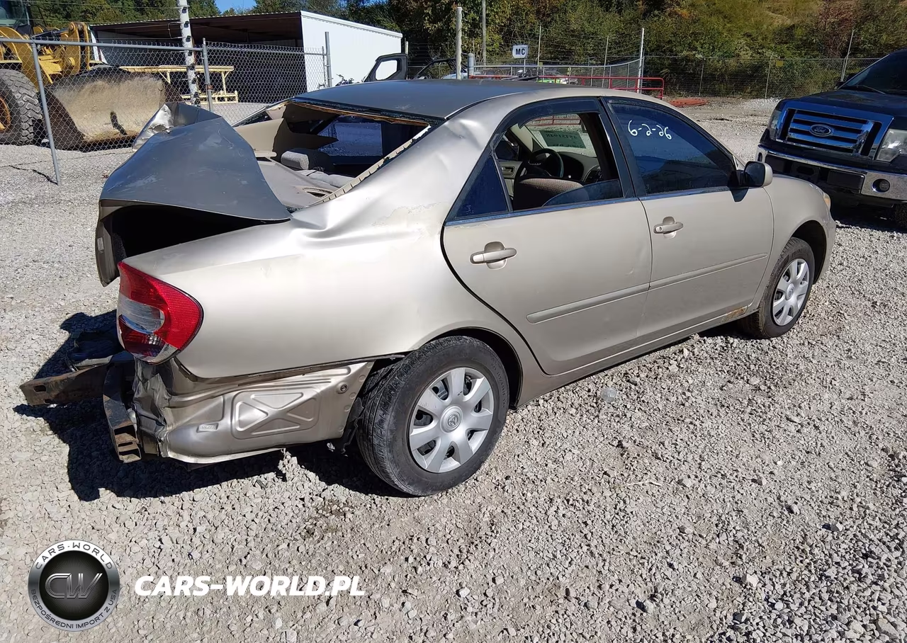 2004 Toyota Camry Le VIN:4T1BE32K34U806130 - 4