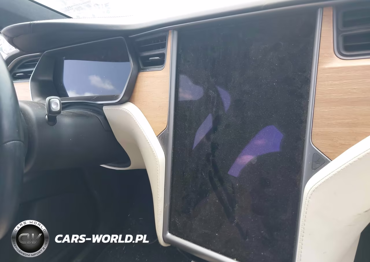 2020 Tesla Model X Long Range Dual Motor All-Wheel Drive-Long Range Plus Dual Motor All-Wheel Drive VIN:5YJXCAE28LF297238 - 17