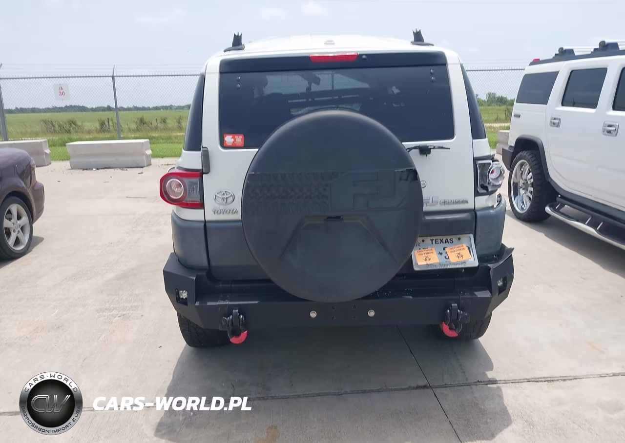 2012 Toyota Fj Cruiser VIN:JTEBU4BF6CK146123 - 16