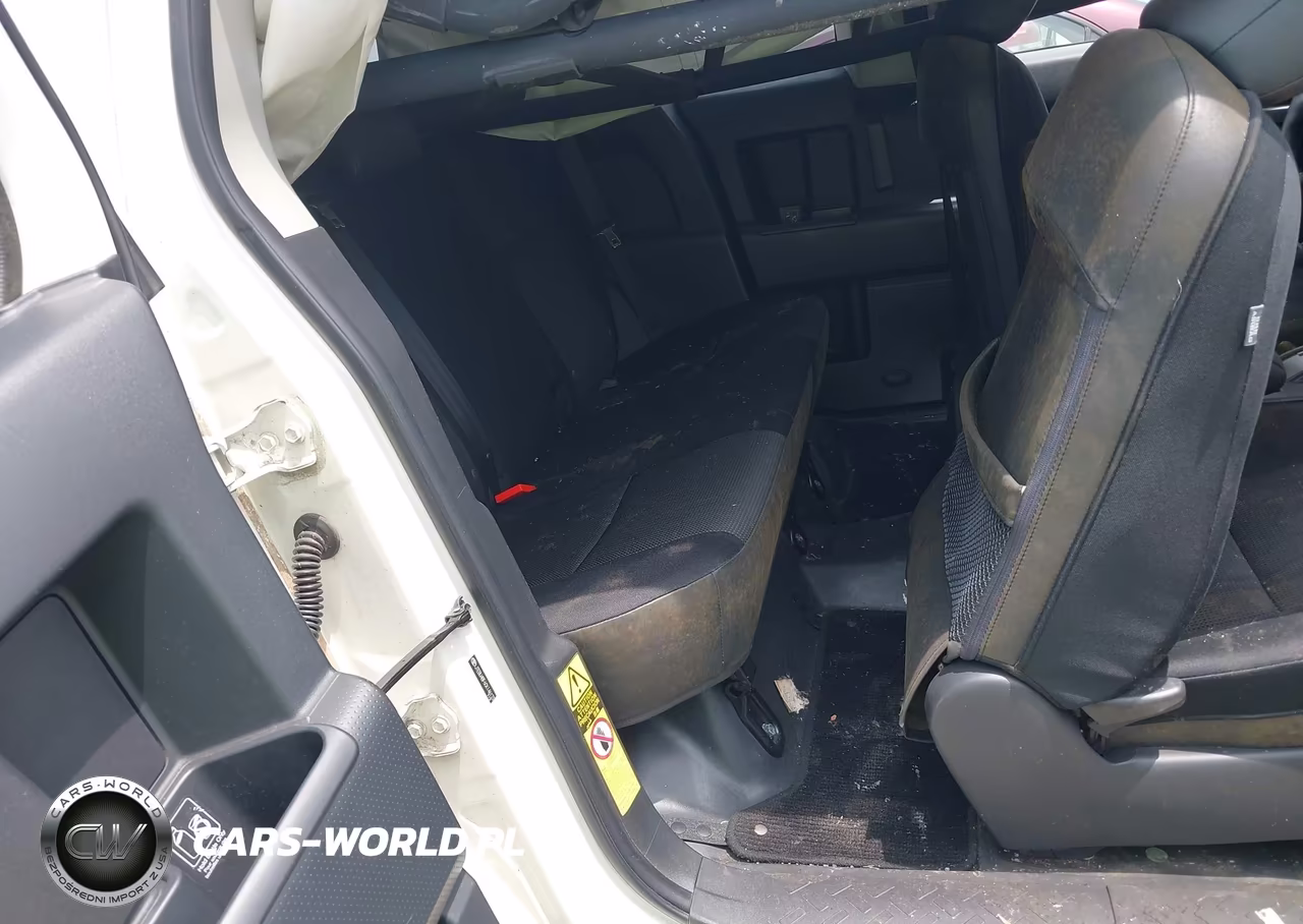 2012 Toyota Fj Cruiser VIN:JTEBU4BF6CK146123 - 8