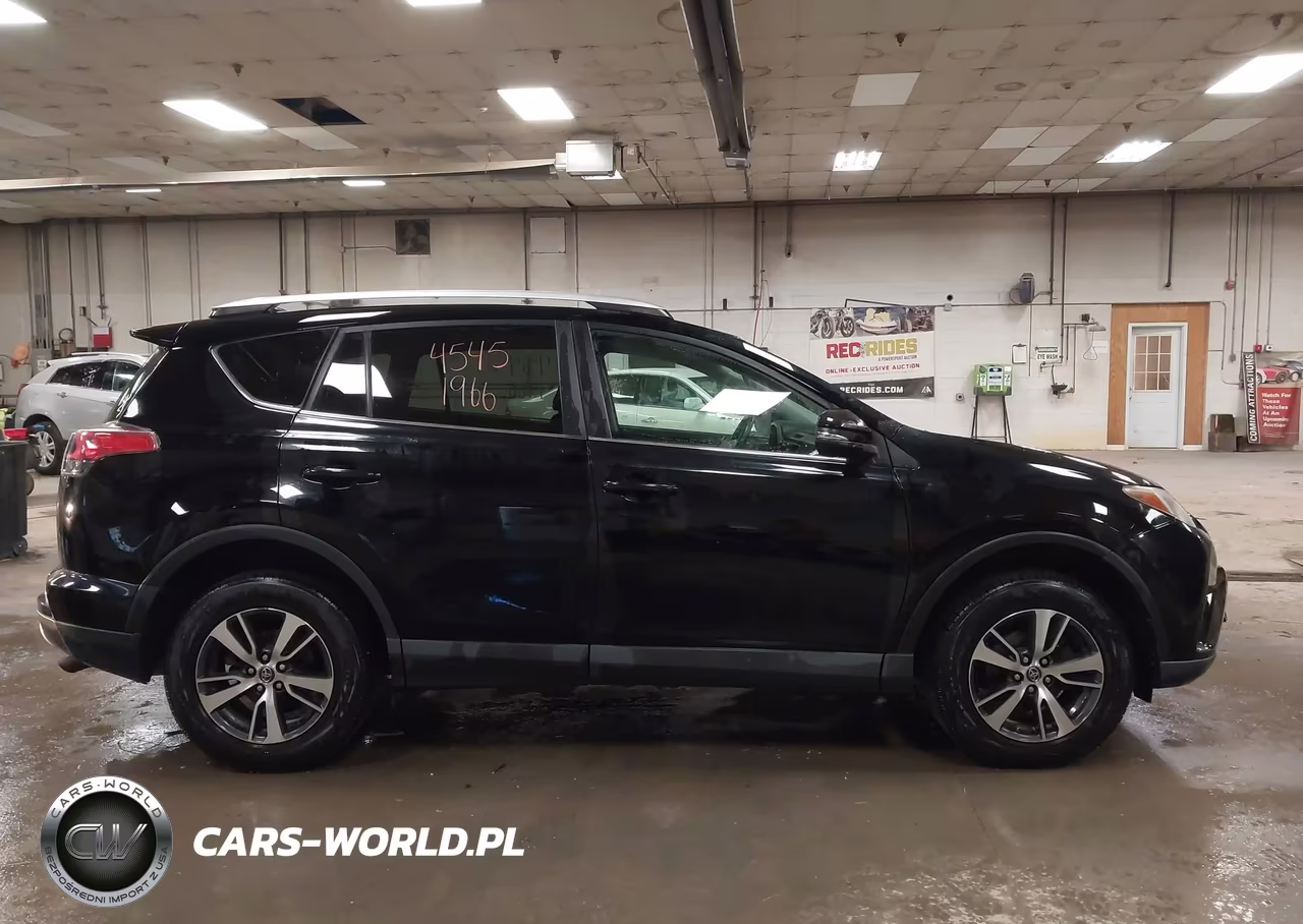 2016 Toyota Rav4 Xle VIN:2T3RFREV3GW508158 - 13