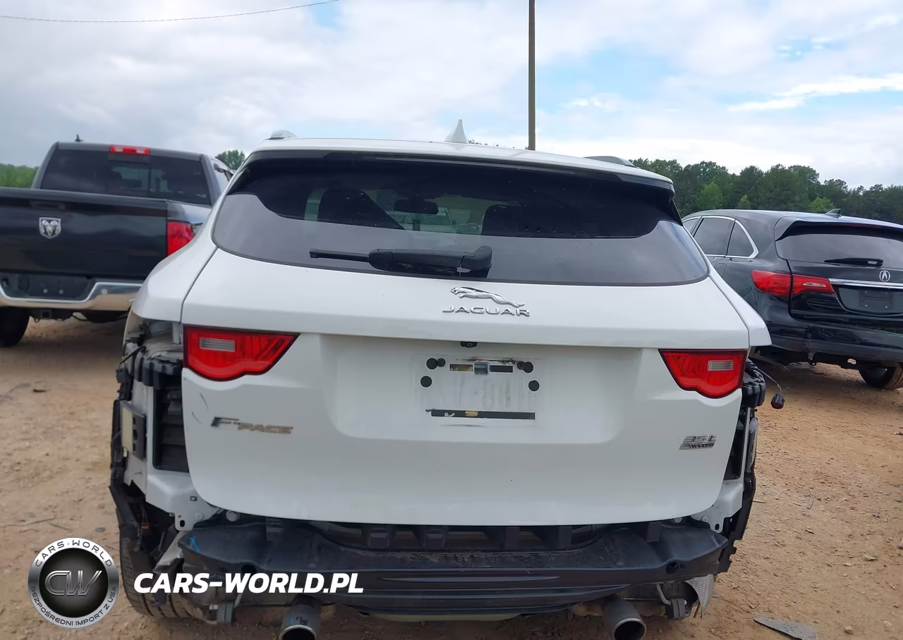 2017 Jaguar F-Pace 35T Premium VIN:SADCJ2BV4HA494971 - 16