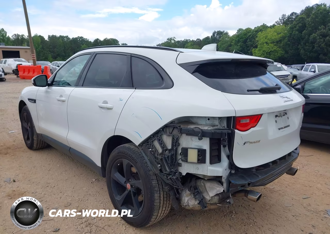 2017 Jaguar F-Pace 35T Premium VIN:SADCJ2BV4HA494971 - 3