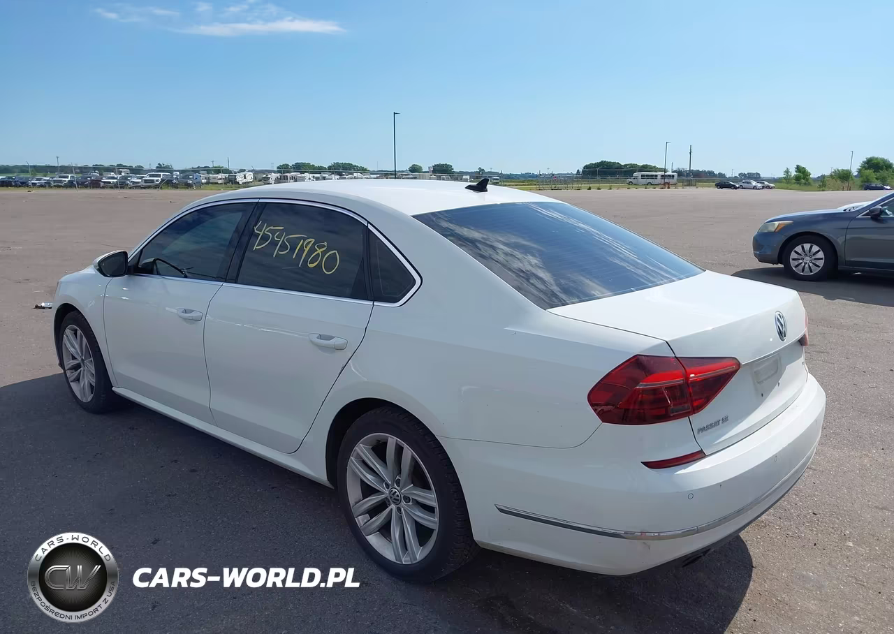 2018 Volkswagen Passat 2.0T Se VIN:1VWBA7A36JC007894 - 3