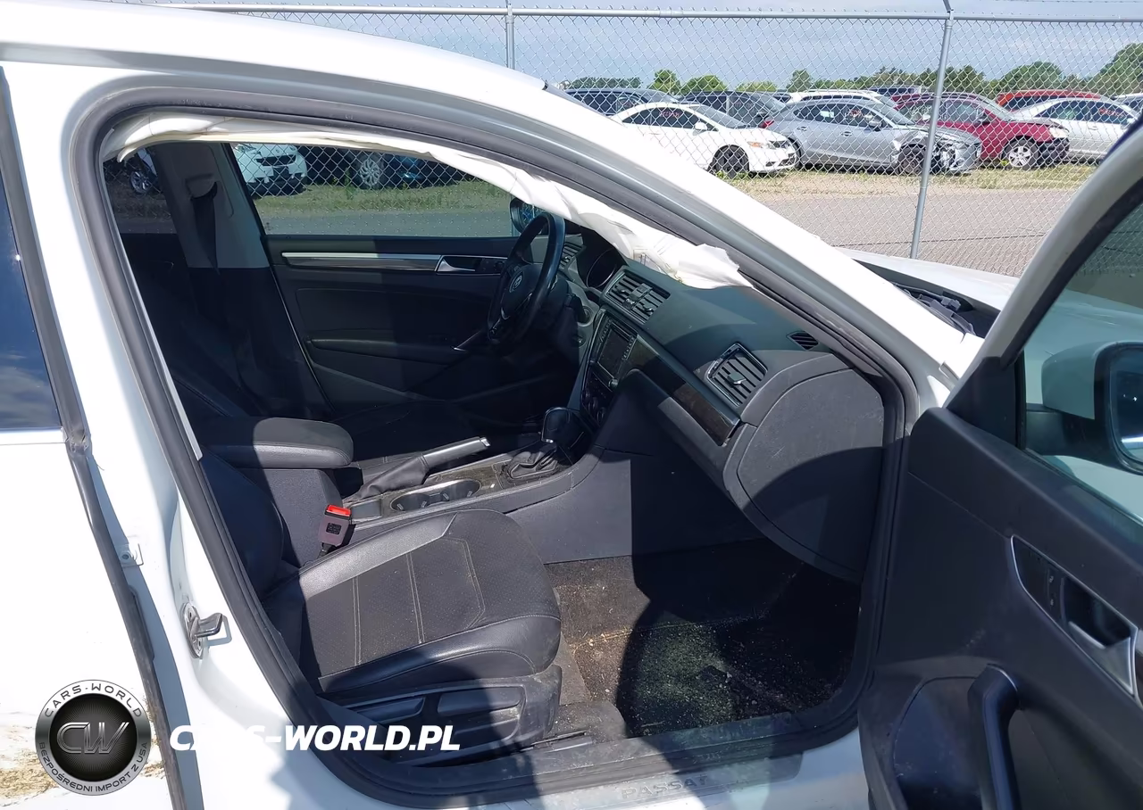 2018 Volkswagen Passat 2.0T Se VIN:1VWBA7A36JC007894 - 5