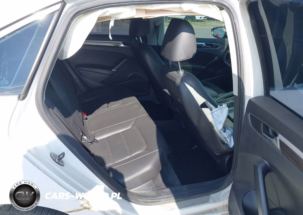 2018 Volkswagen Passat 2.0T Se VIN:1VWBA7A36JC007894 - 8