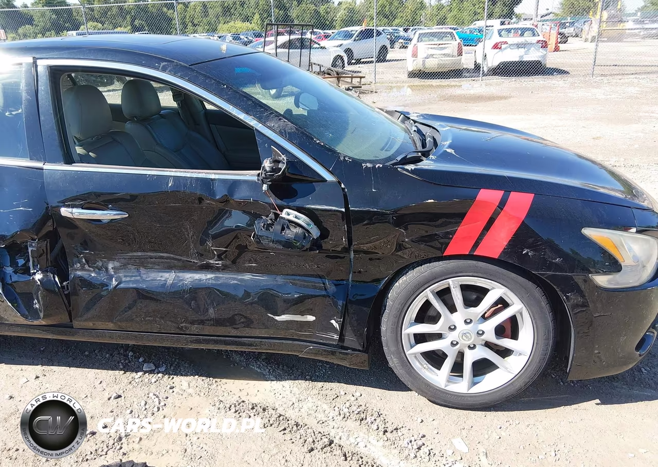 NISSAN MAXIMA S VIN:1N4AA51E59C833948 - 6