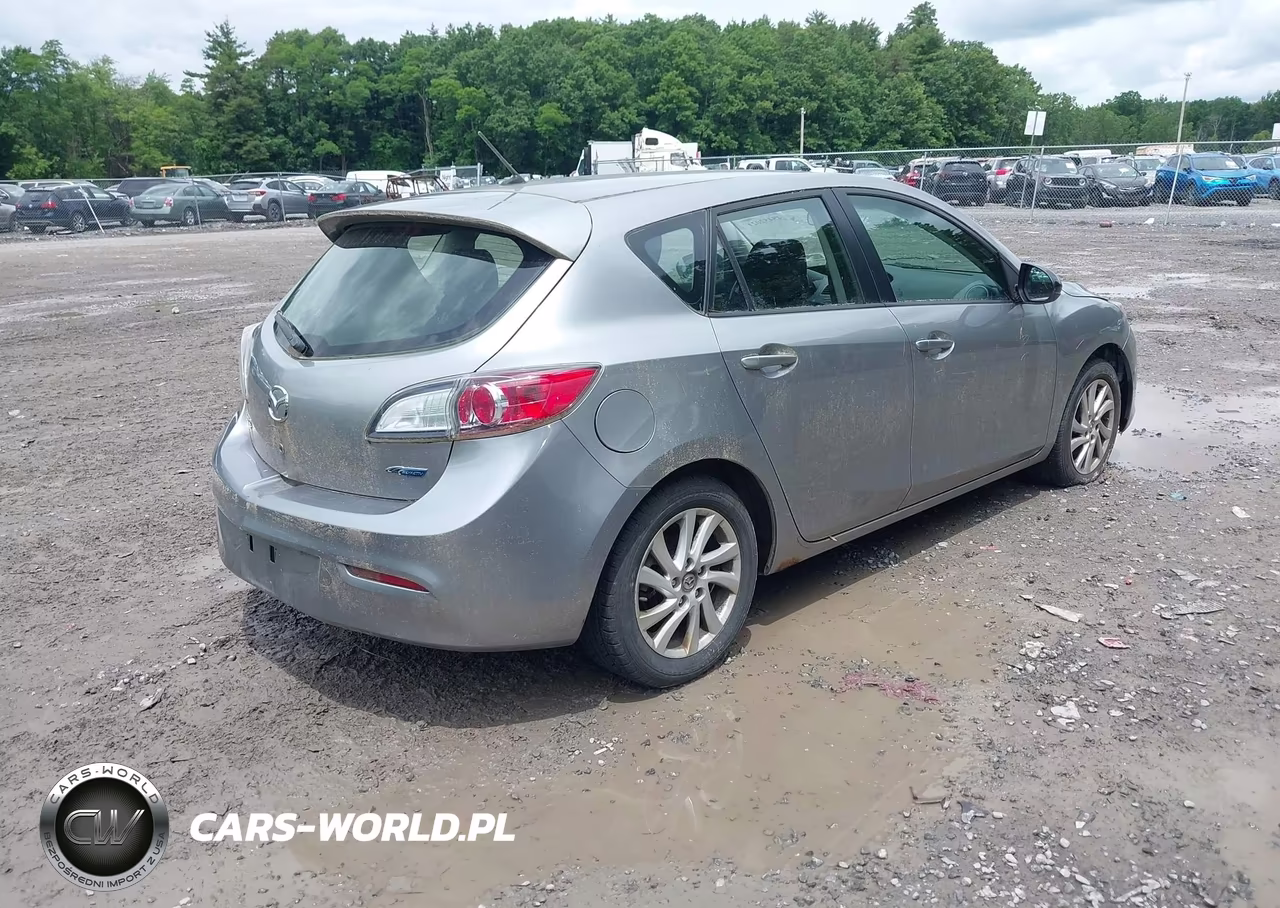2012 Mazda Mazda3 I Touring VIN:JM1BL1L88C1613375 - 4