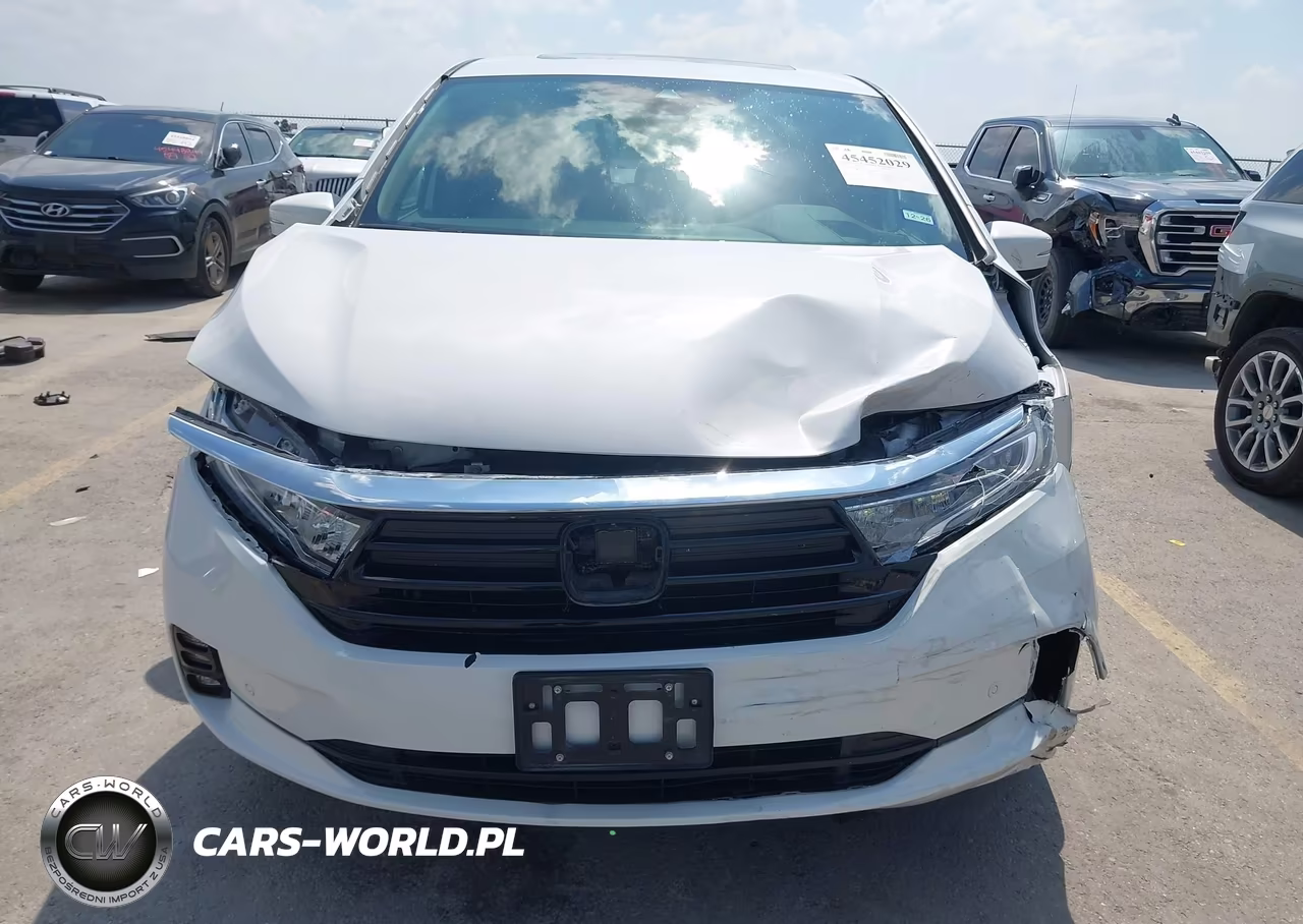 2024 Honda Odyssey Touring VIN:5FNRL6H85RB019010 - 13