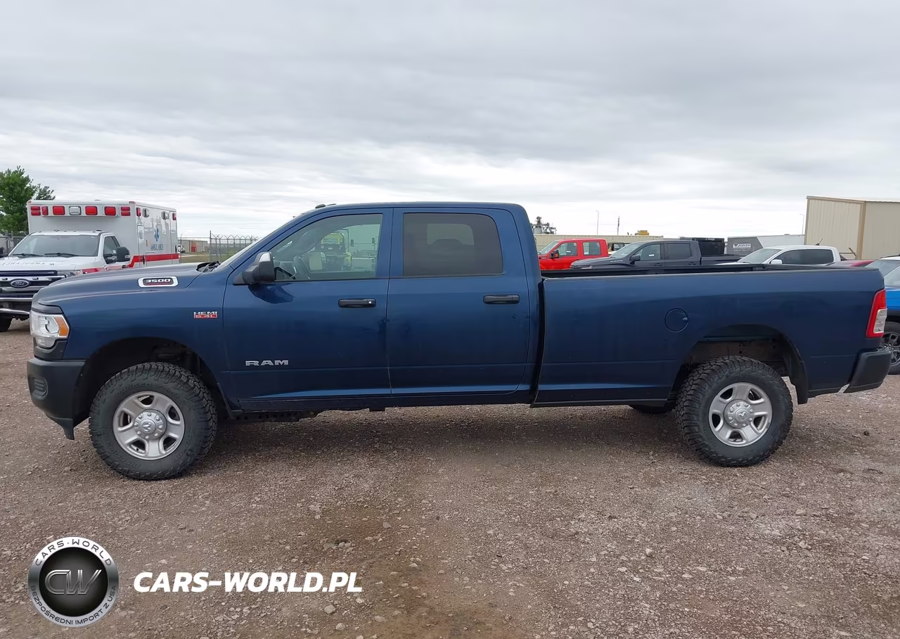2021 Ram 3500 Tradesman 4X4 8' Box VIN:3C63R3GJ6MG665674 - 14