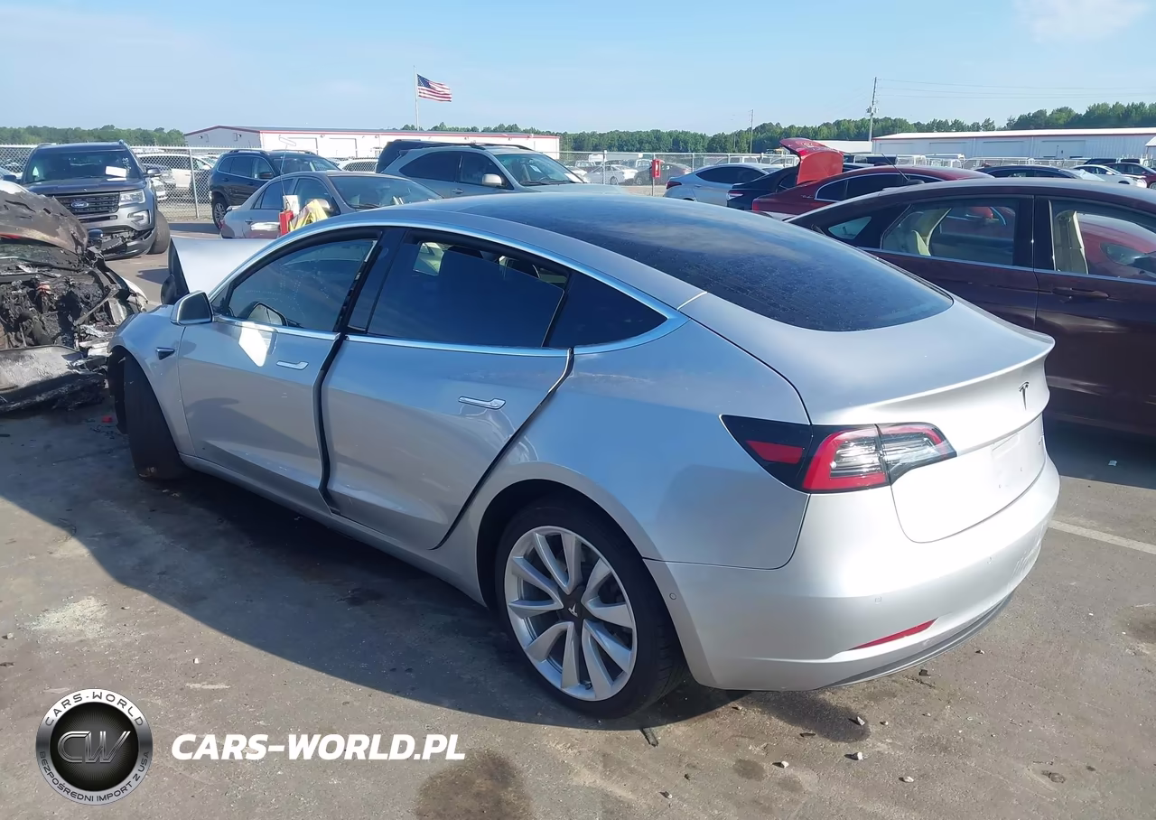 2018 Tesla Model 3 Long Range-Performance VIN:5YJ3E1EB9JF116993 - 3