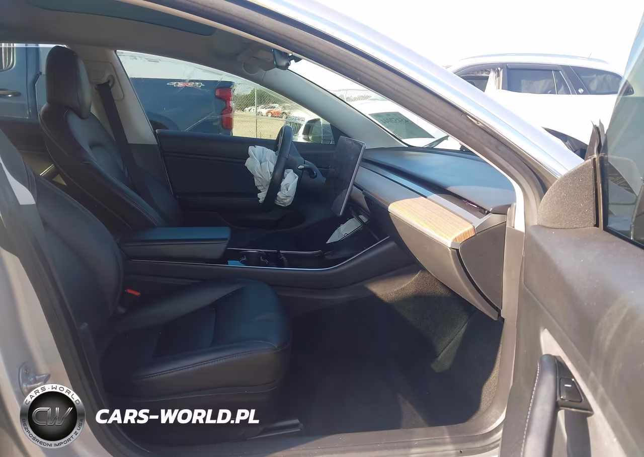 2018 Tesla Model 3 Long Range-Performance VIN:5YJ3E1EB9JF116993 - 5