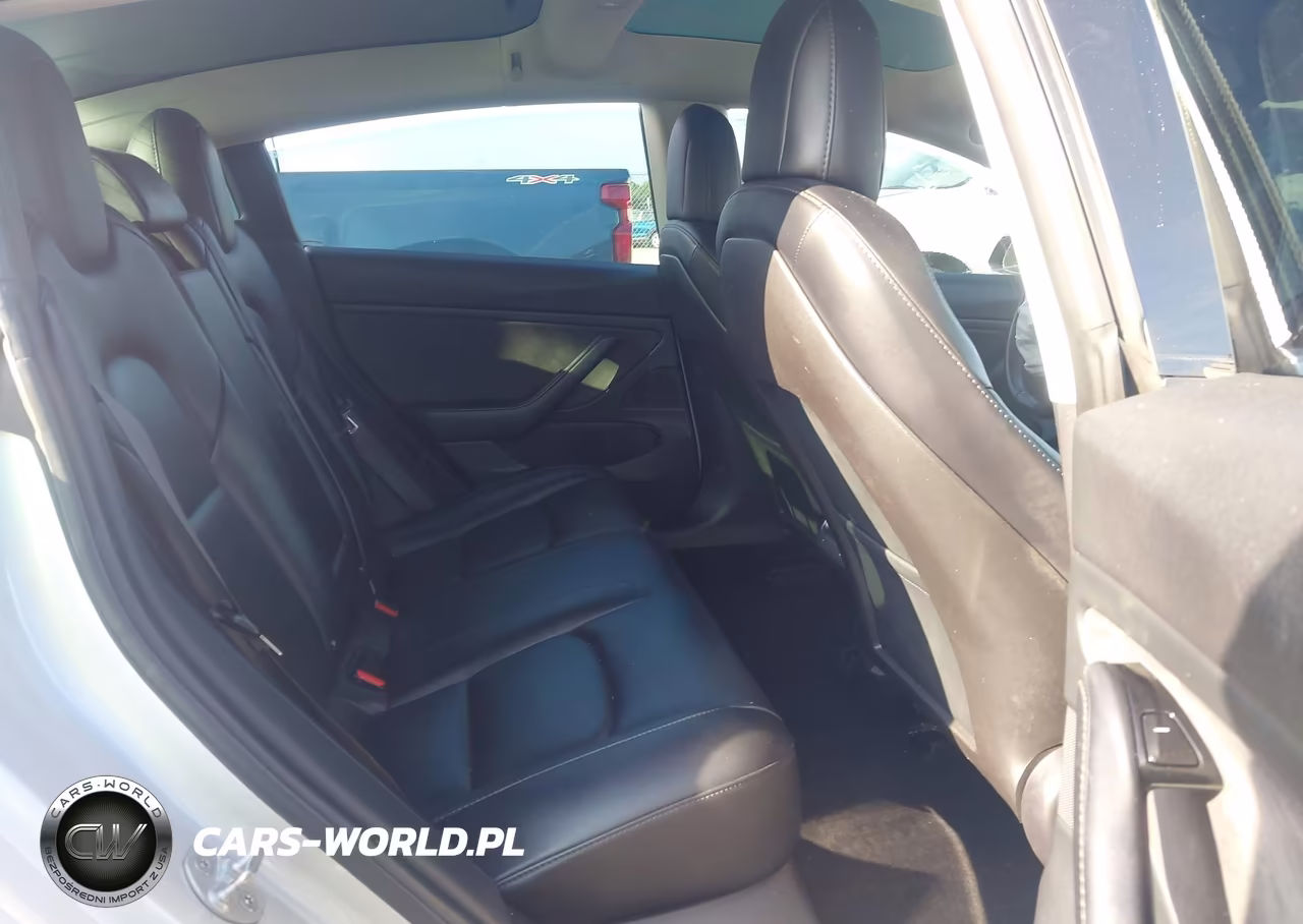 2018 Tesla Model 3 Long Range-Performance VIN:5YJ3E1EB9JF116993 - 8