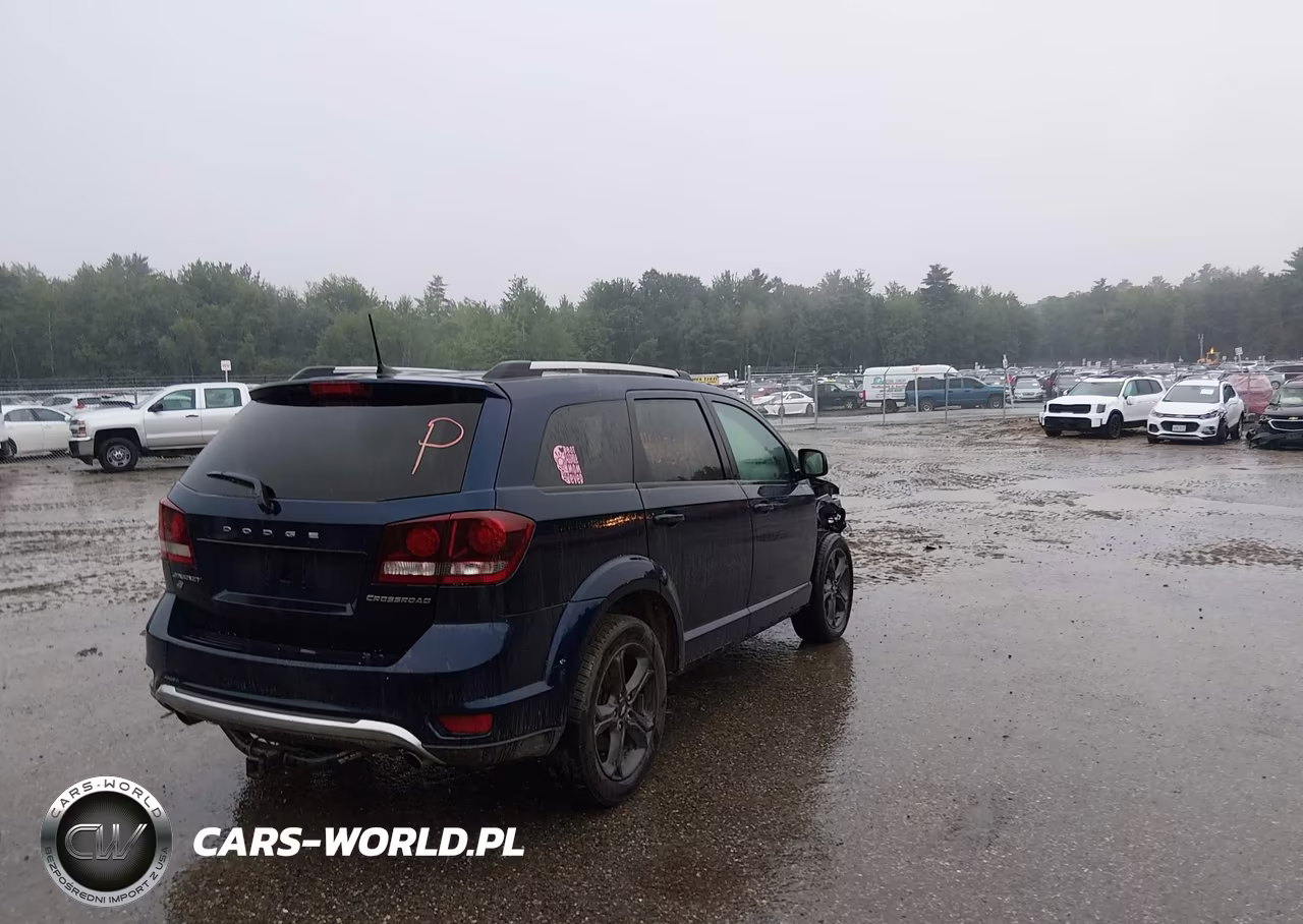 2019 Dodge Journey Crossroad Awd VIN:3C4PDDGG5KT779883 - 4
