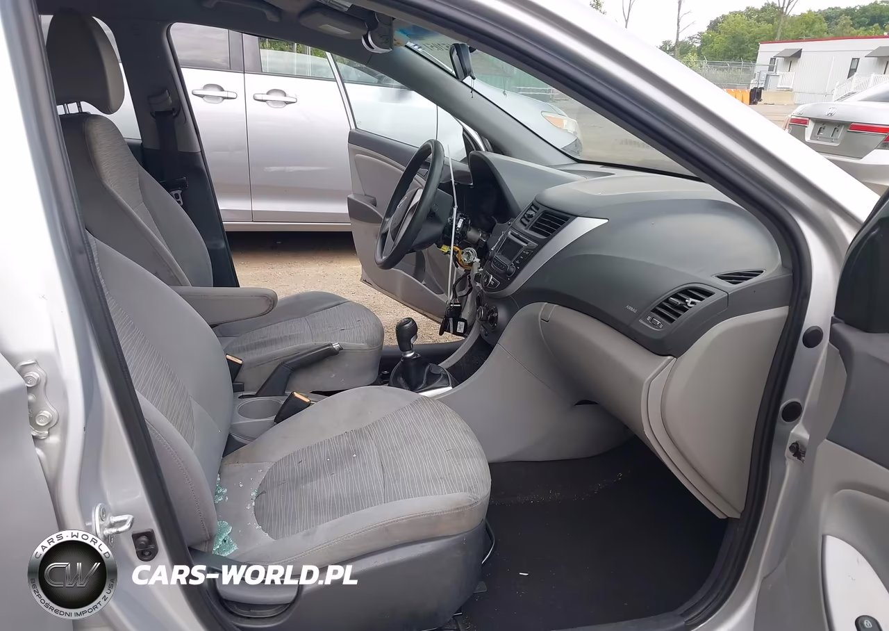 2015 Hyundai Accent Gls VIN:KMHCT4AE5FU923125 - 5