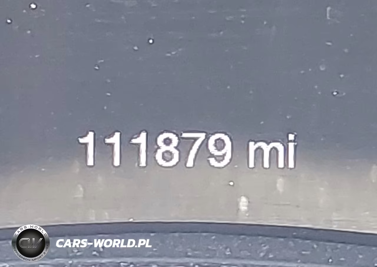 2018 Jeep Grand Cherokee Upland 4X4 VIN:1C4RJFAGXJC370326 - 15
