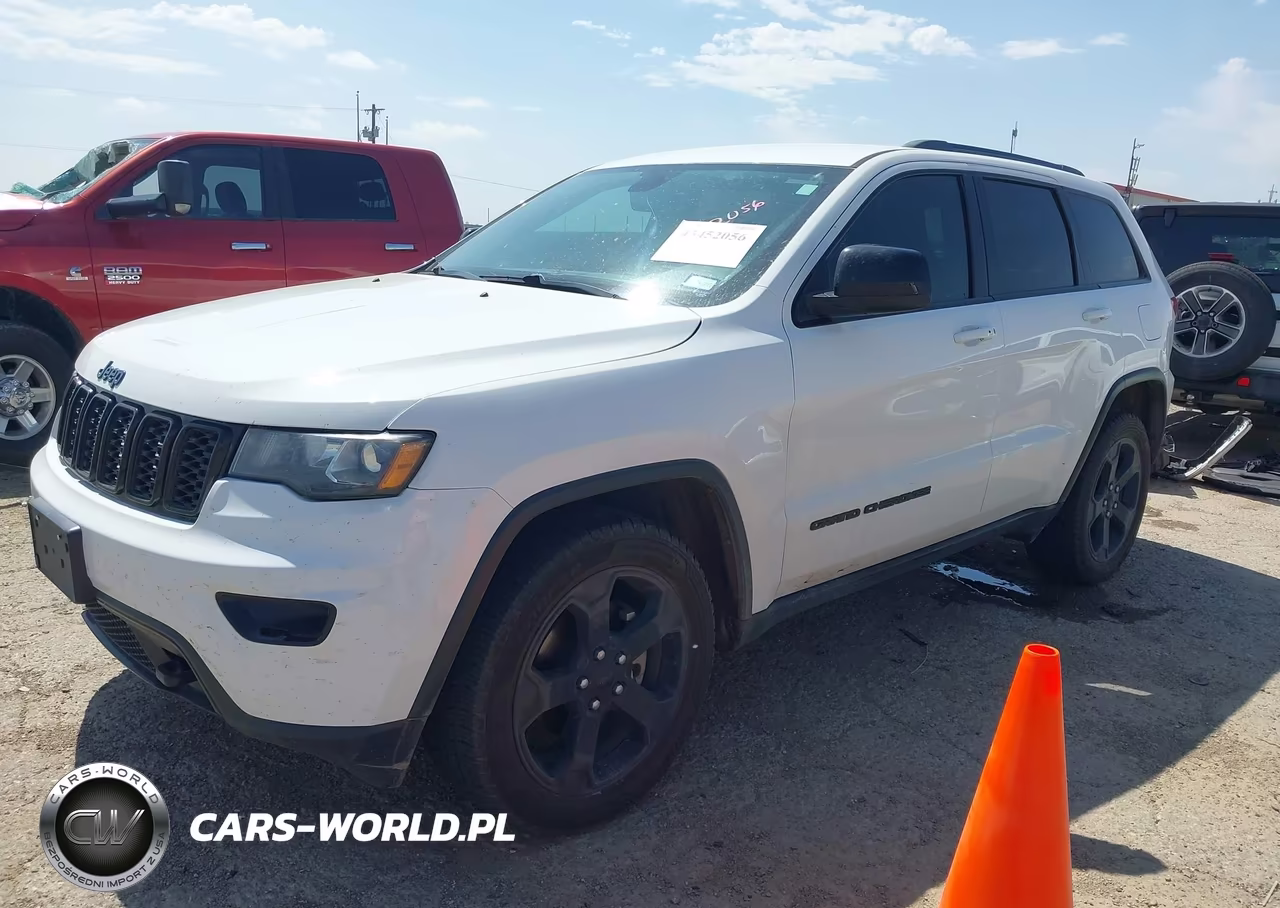 2018 Jeep Grand Cherokee Upland 4X4 VIN:1C4RJFAGXJC370326 - 2