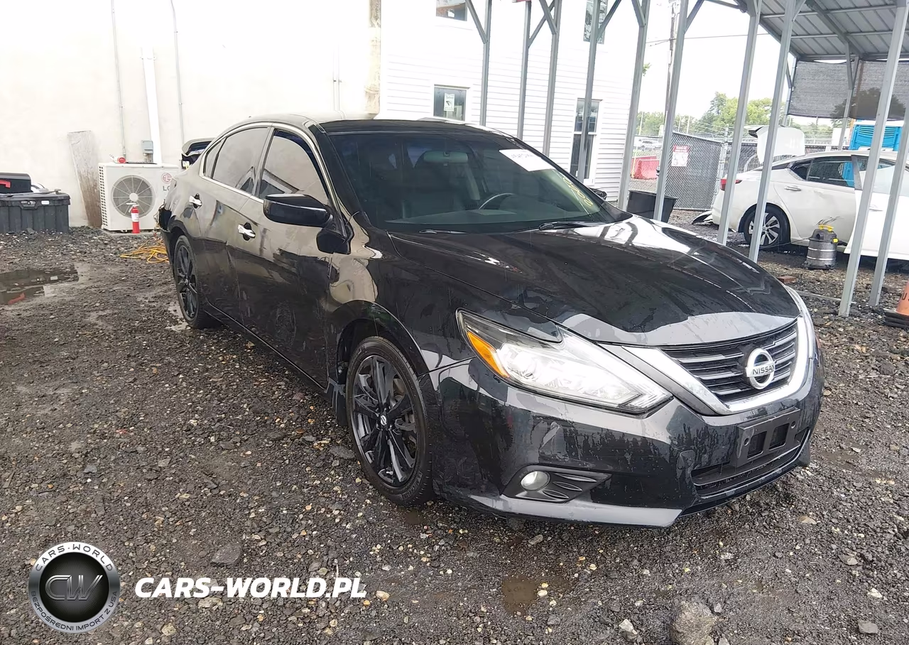 2017 Nissan Altima 2.5 Sr – zdjęcie 1 z 18